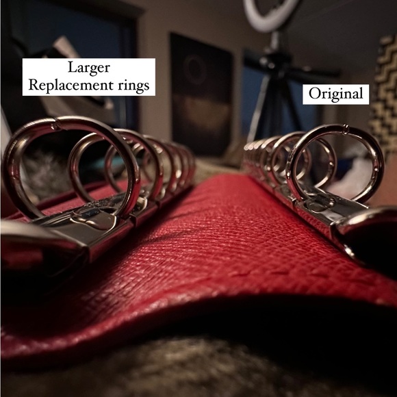 Authentic Louis Vuitton Small Ring Agenda in Epi Leather - Picture 11 of 12